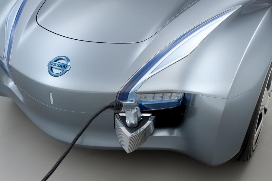  Nissan Esflow Concept 2011 года  (фото 2 из 36)